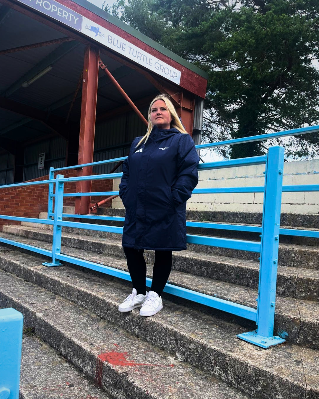 Seagull Bench Coat